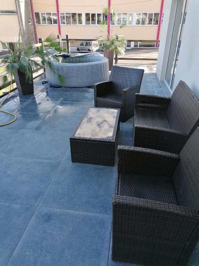Lindenhaus Apartment Weywertz Bagian luar foto